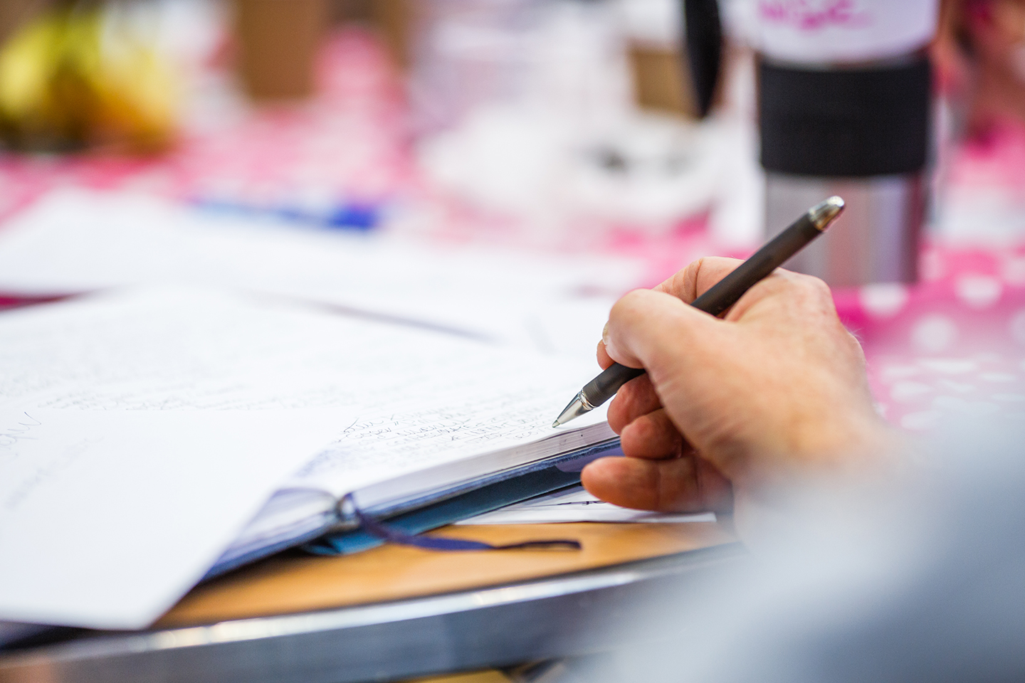 Analysis and critical thinking in assessment: Resource Pack (2014